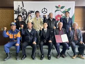 堤地区認定書交付式1